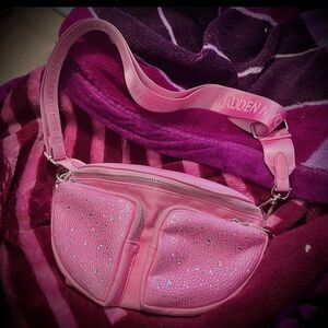 Bubble gum pink shoulder bag fanny pack w sparkle